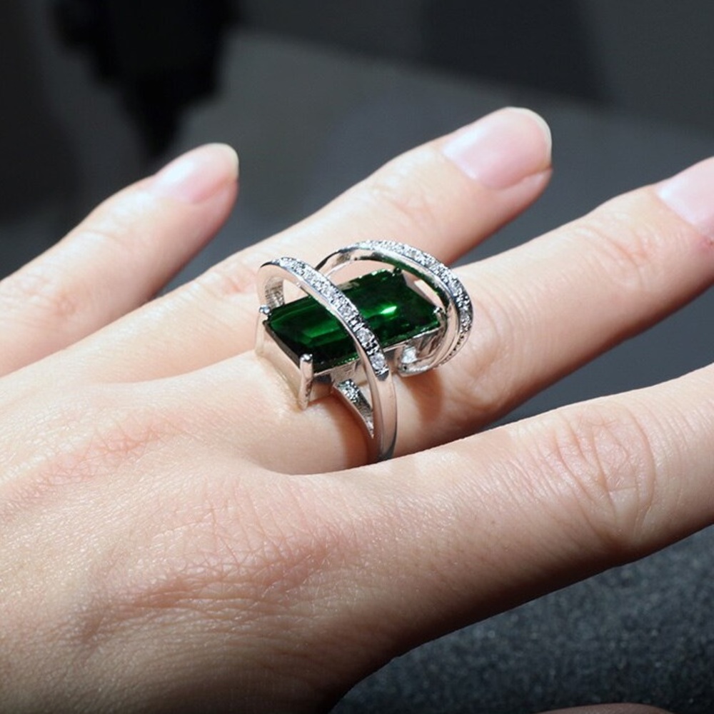New 925 Radiant Emerald Cubic Zirconia Tension Swirl Statement Ring - Picture 3 of 16